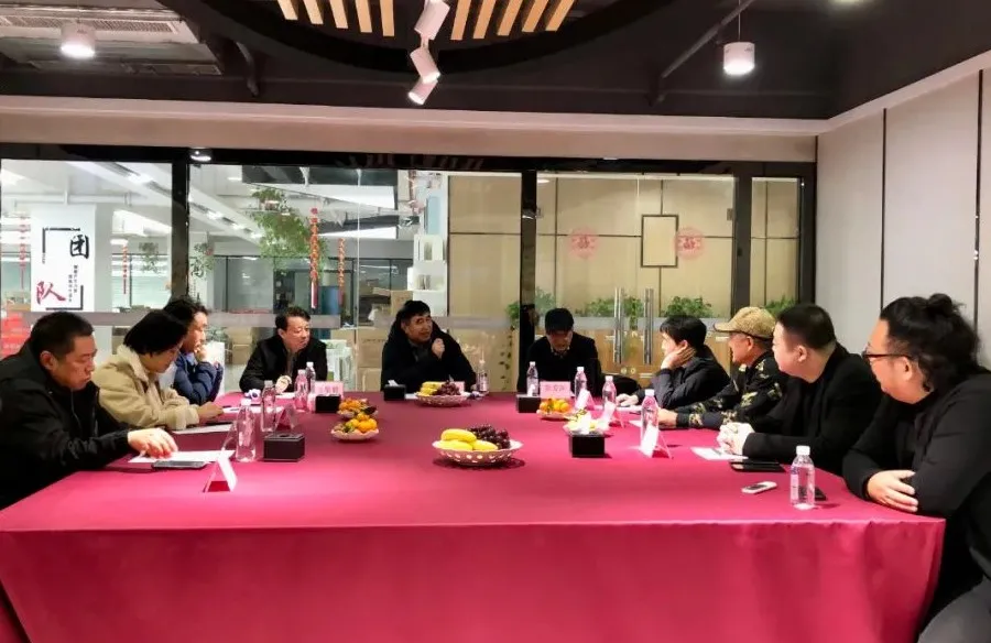 河南省人口學(xué)會(huì)積極應(yīng)對(duì)人口老齡化工作委員會(huì)領(lǐng)導(dǎo)蒞臨百消丹，共商大健康產(chǎn)業(yè)發(fā)展